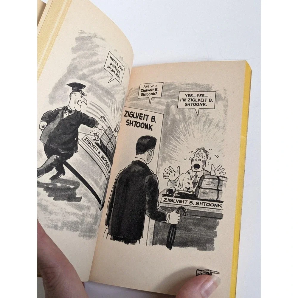Mad's Al Jaffee Spews Out Snappy Answers‎ to Stupid Questions 1968 1st Printing